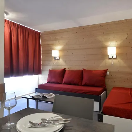 Apartment Renove Proche Des Pistes Avec Balcon - Fr-1-181-1957 *